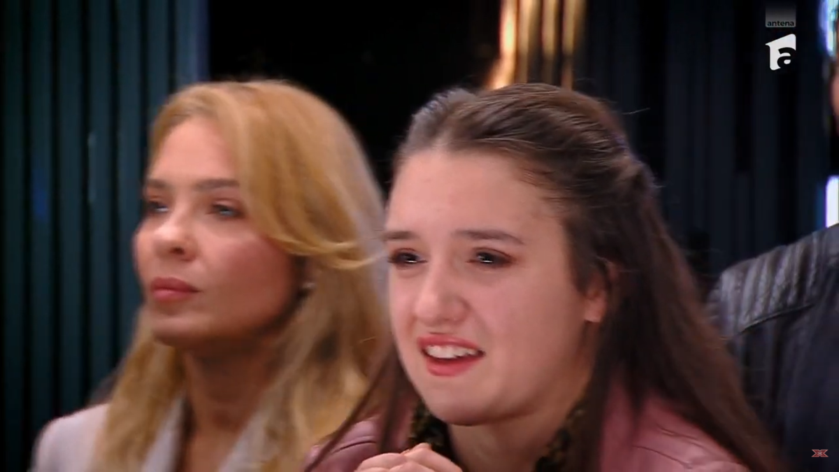 Fiul fostului internațional a cântat la X Factor și a cucerit-o pe Delia: „Forță nebună!” » Și-a emoționat tatăl până la lacrimi și a primit 4 de DA