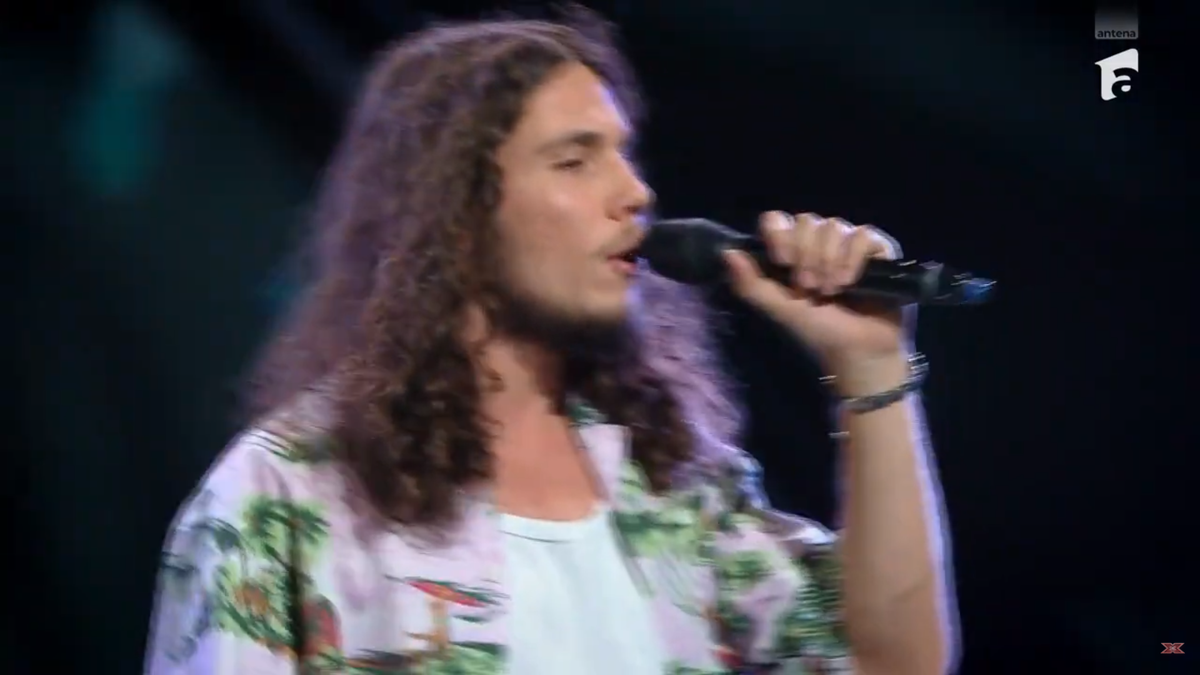 Fiul fostului internațional a cântat la X Factor și a cucerit-o pe Delia: „Forță nebună!” » Și-a emoționat tatăl până la lacrimi și a primit 4 de DA