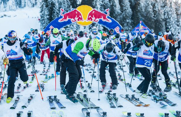 Adrenalină, viteză și costume trăsnite pe pârtie, la Red Bull Homerun