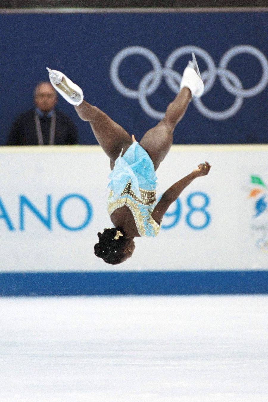 „Stingeți becul, să nu mă vadă copiii cu creierul împrăștiat pe gheață!” » Saltul mortal al lui Ilia Malinin, nemaivăzut de decenii, împarte lumea patinajului: „Nu e element, e circ pe gheață”