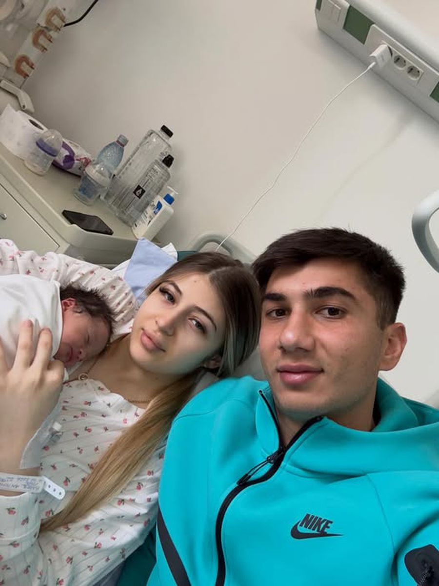 Alexandru Musi a devenit tată la 21 de ani