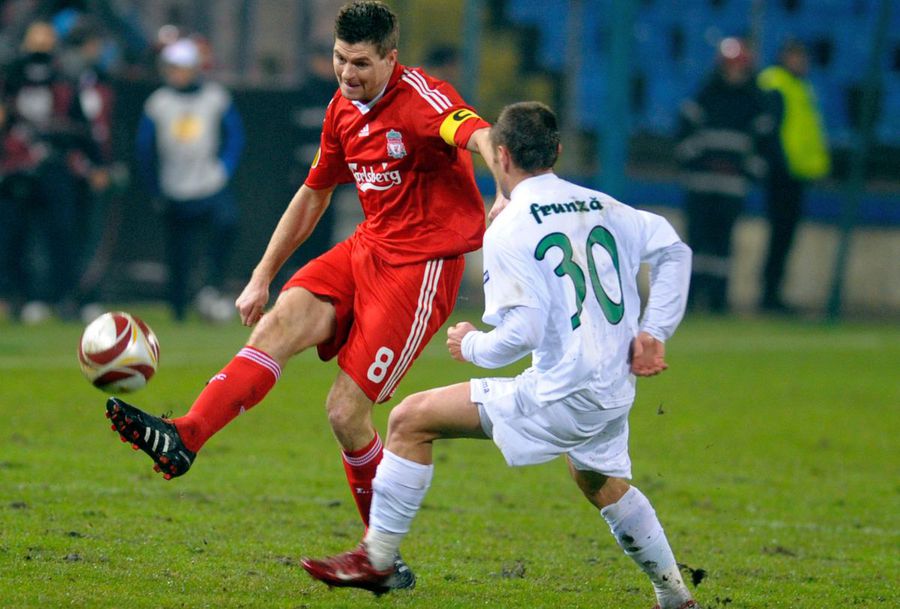 „Fără acele arestări, nu luam titlul!” » Campionul din 2009 revine cu dezvăluiri tari din culise. Ce s-a ales de Bucșaru + Peripețiile lui cu „greii” din fotbal: „Știți ce mi-a făcut Porumboiu?”