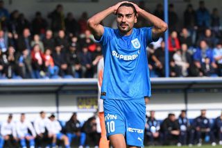 Ștefan Baiaram, suspendat după ce s-a scuipat cu un suporter al lui Dinamo » Va rata ambele meciuri cu FCSB!