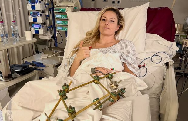 „Cursa a meritat căzătura!” Mesajul emoționant al lui Lindsey Vonn după a patra operație: „Aștept cu nerăbdare momentul în care voi fi din nou în vârful muntelui!”