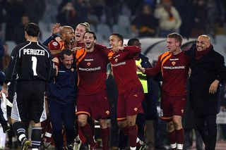 „Elevul Chivu și Maestrul Spalletti”, pe afișul derby-ului Inter - Juventus » „Nu m-a sunat, trebuie să fie ocupat”