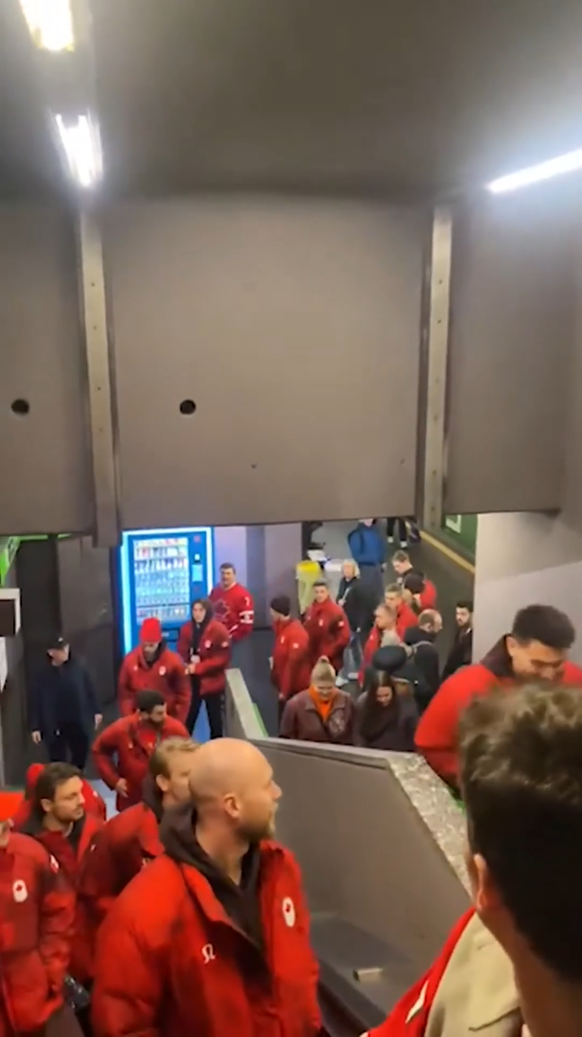 Au părăsit Satul Olimpic pentru a se caza la un hotel de 5 stele! Susțin că nu este vorba despre lux, ci despre performanță