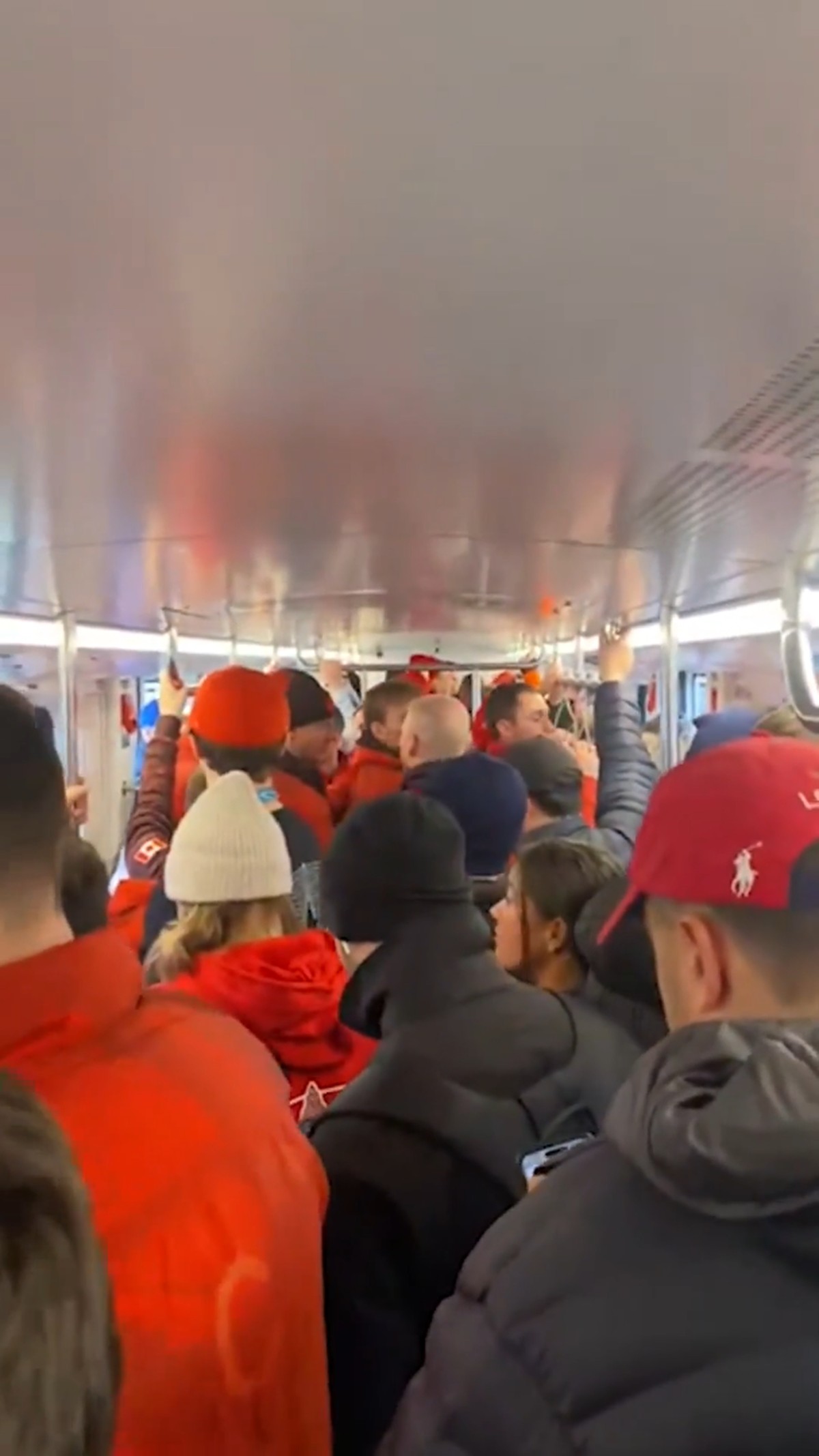 Au părăsit Satul Olimpic pentru a se caza la un hotel de 5 stele! Susțin că nu este vorba despre lux, ci despre performanță