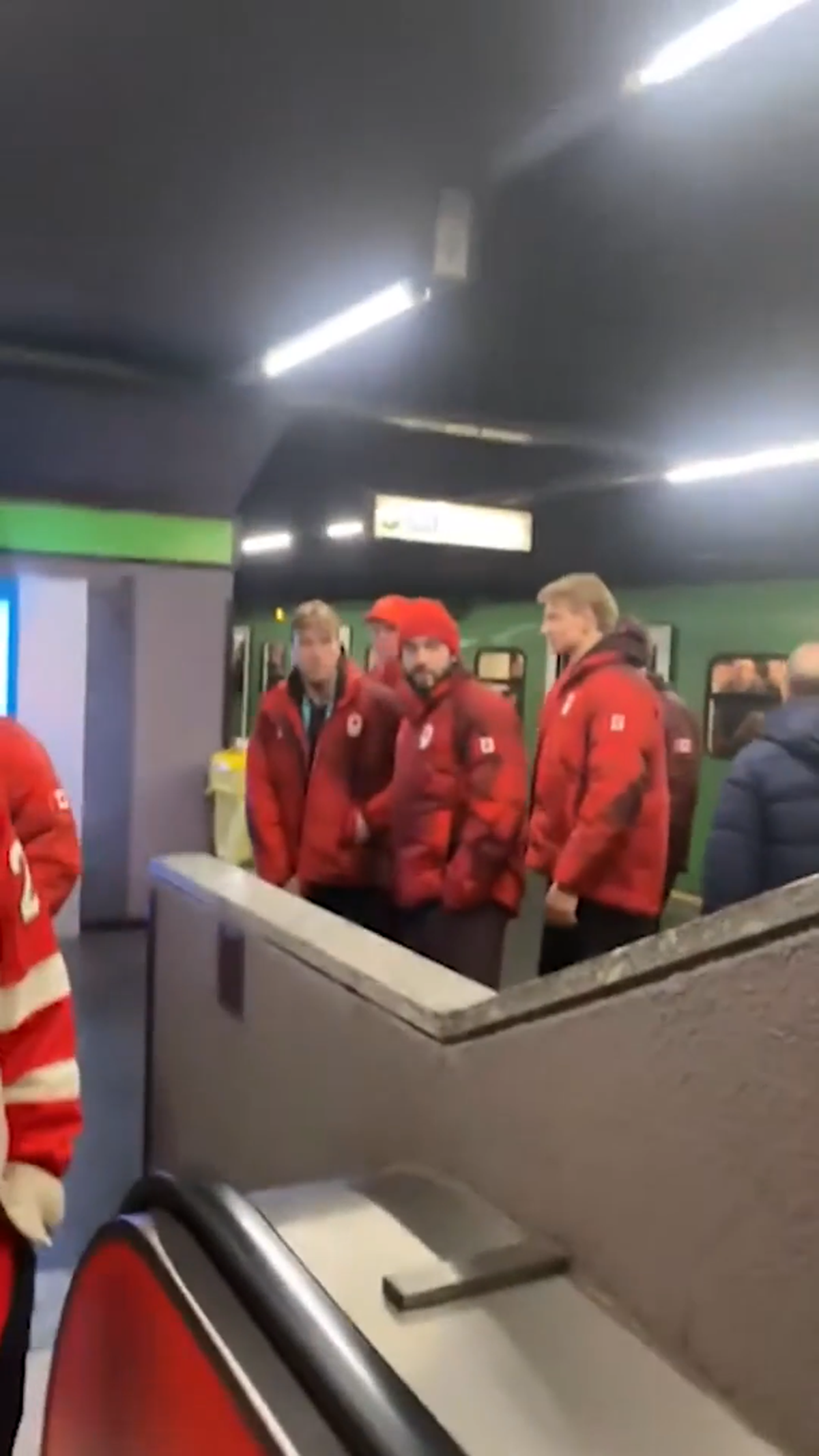 Au părăsit Satul Olimpic pentru a se caza la un hotel de 5 stele! Susțin că nu este vorba despre lux, ci despre performanță