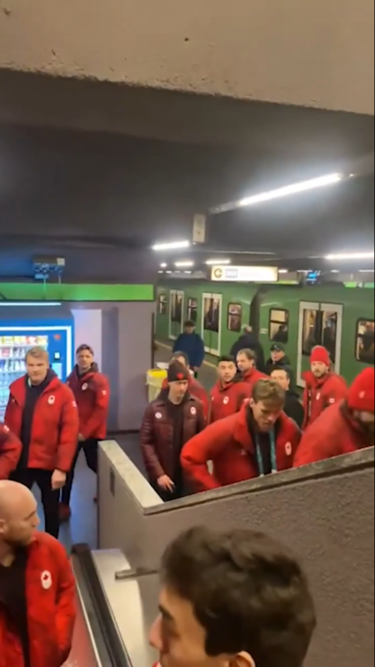 Au părăsit Satul Olimpic pentru a se caza la un hotel de 5 stele! Susțin că nu este vorba despre lux, ci despre performanță