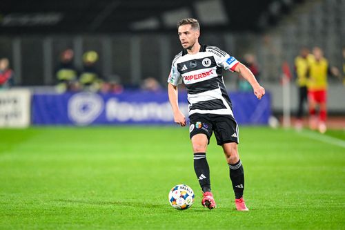 Alex Chipicu, jucând pentru U Cluj // foto: Imago Images