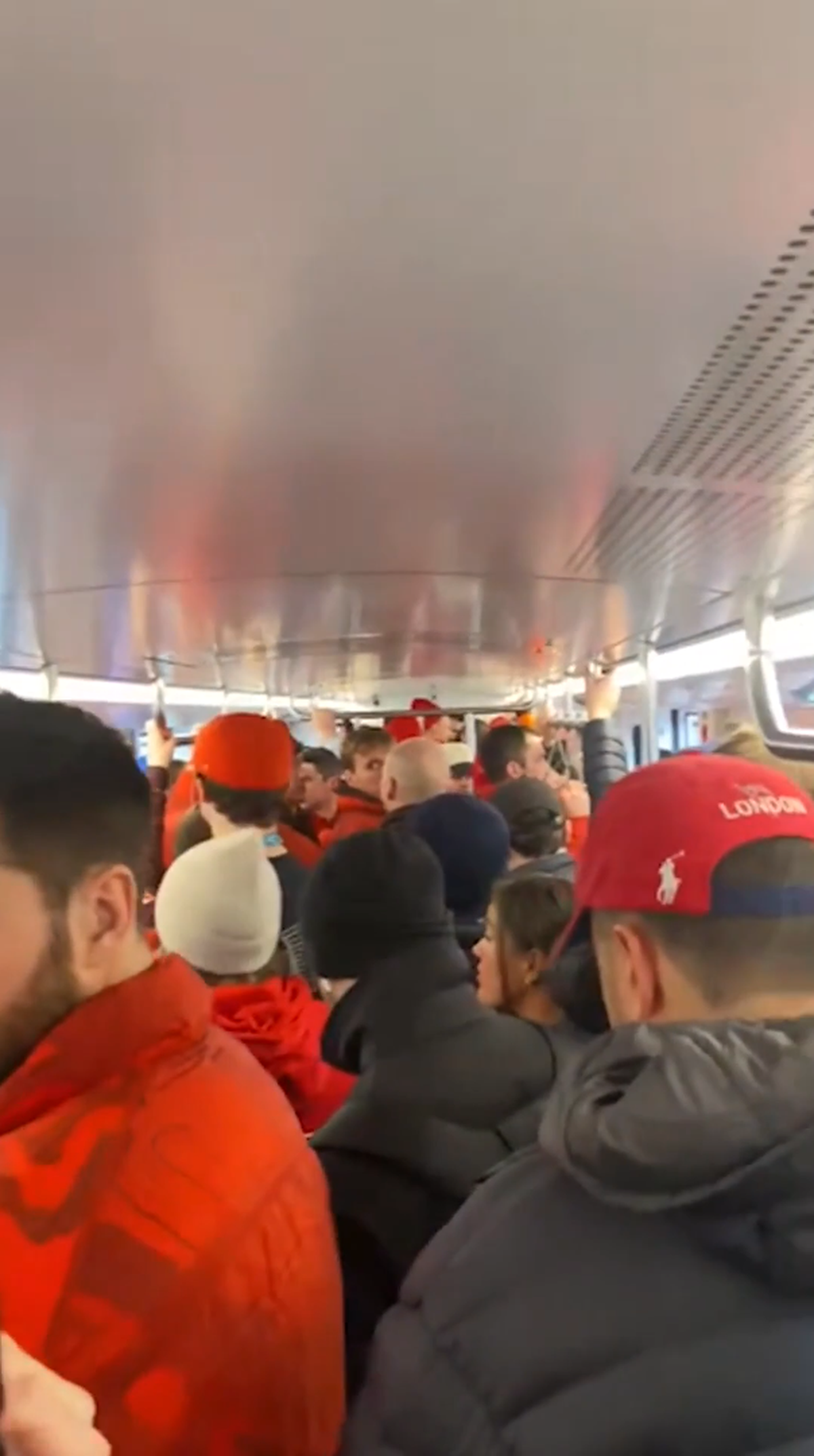 Au părăsit Satul Olimpic pentru a se caza la un hotel de 5 stele! Susțin că nu este vorba despre lux, ci despre performanță