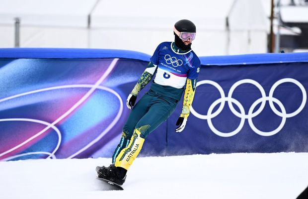 Moment horror la Jocurile Olimpice: a fost transportat la spital cu gâtul rupt!