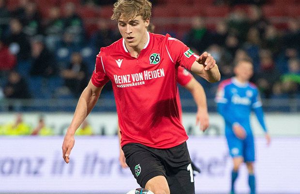 Timo Hubers, de la Hannover, primul fotbalist depistat cu coronavirus: „Tot clubul va fi testat”