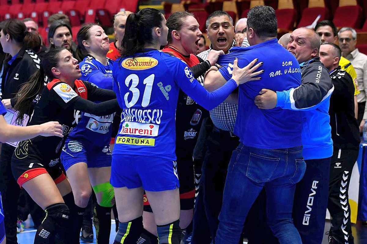 VIDEO Scandal după CSM București - SCM Rm. Vâlcea! Florentin Pera iese la atac: „Și-au bătut joc de munca noastră”