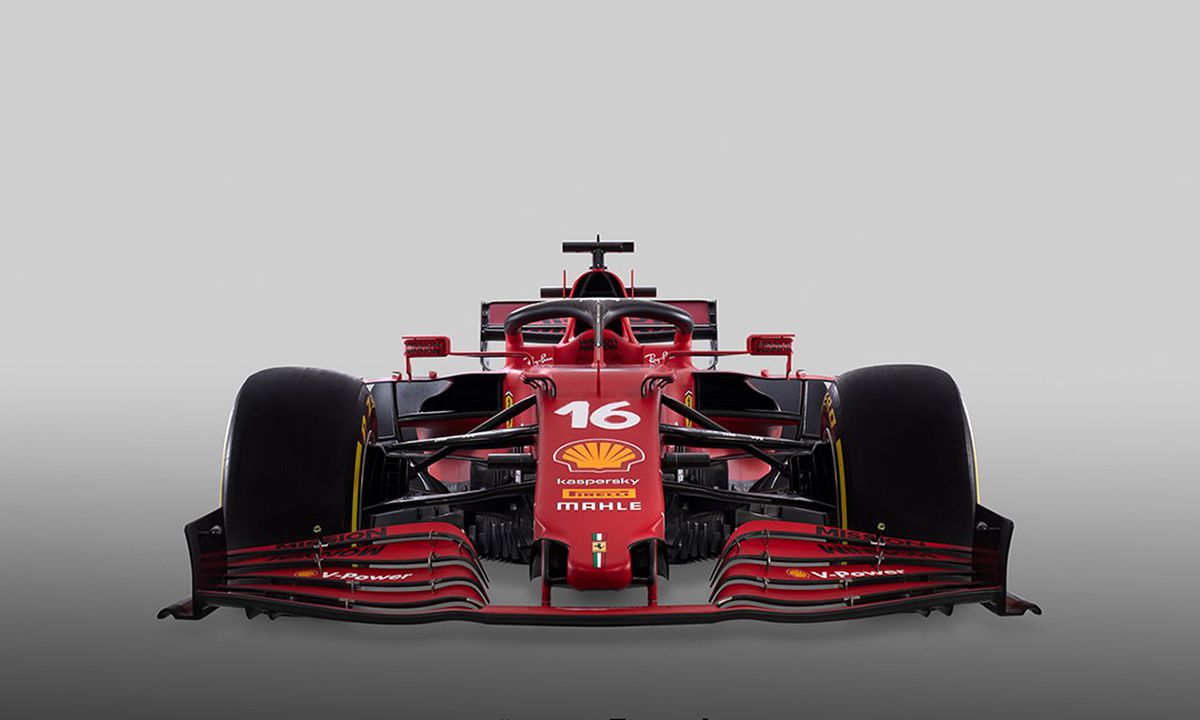 Noul monopost lansat de Ferrari, după cel mai slab sezon din ultimii 40 de ani: „Ne-am inspirat din istoria noastră”