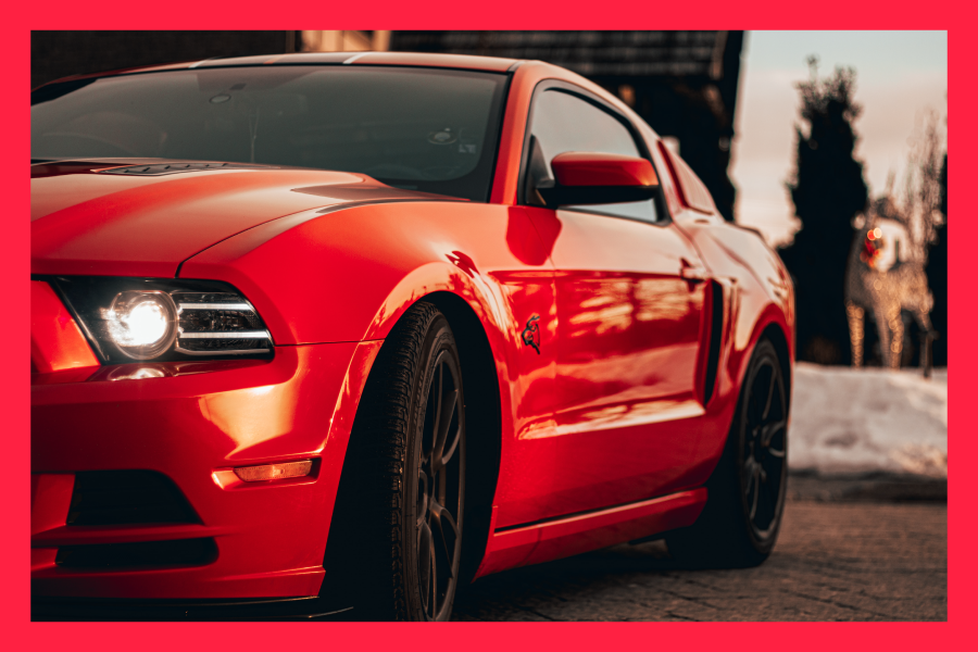 Cu numai 10 euro un barbat din Cehia a câștigat la o loterie caritabilă un Lamborghini semnat și binecuvântat de Papa Francisc