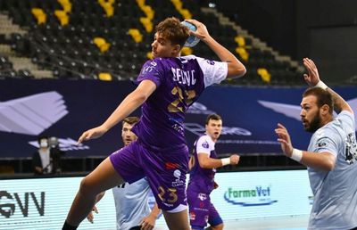 Alexandru Dedu, acuzat că şi-a impus fiul la echipa națională de handbal! Tânărul Călin Dedu e rezervă la Poli Timişoara