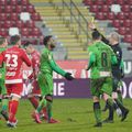 Fanii-finanțatori din programul DDB avertizează că Dinamo este departe de obținerea licenței pentru sezonul următor de Liga 1.