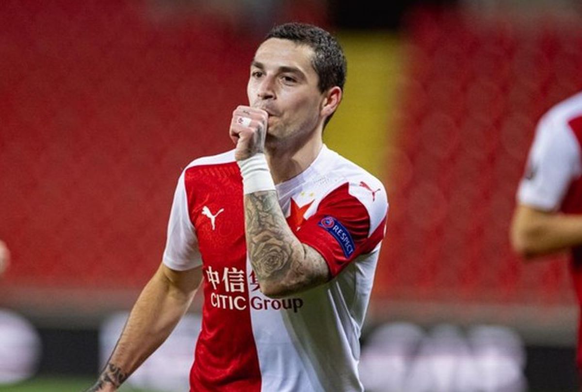 Nicolae Stanciu, gol superb în Slavia Praga - Rangers