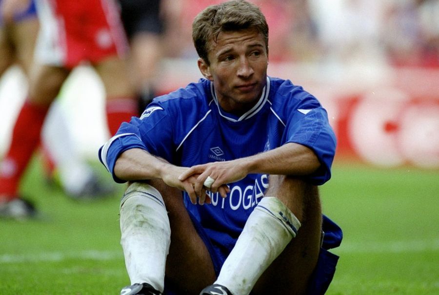 Dan Petrescu la Chelsea Florin Călinescu, la „Prietenii lui Ovidiu”: „Dar cine este, mă, acest arbitru, Istvan Kovacs?! Adică toți jucătorii sunt jegoși, le put ciorapii, numai el este înainte de nuntă?!”