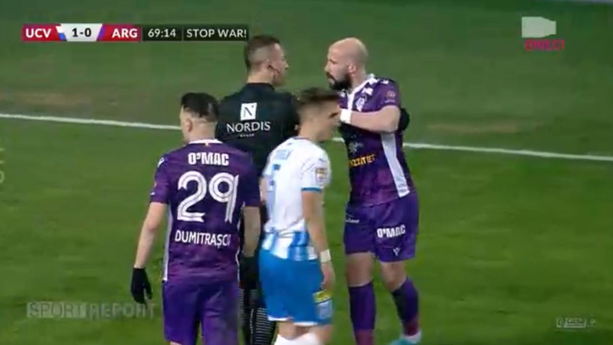 Latovlevici, îmbrânceli pe teren cu asistentul care lucrează la o închisoare. MM a comentat amuzat: „Am văzut perspective, de ce să mint”