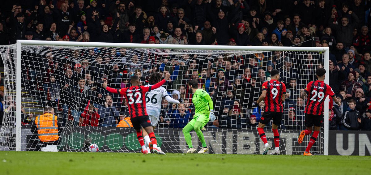 Liverpool a tras toate gloanțele cu United » Înfrângere fără gol marcat cu ultima clasată