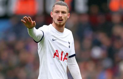Radu Drăgușin, lăudat de Ange Postecoglou după ce a intrat excelent pentru Tottenham: „E prima dată și a fost foarte bine”