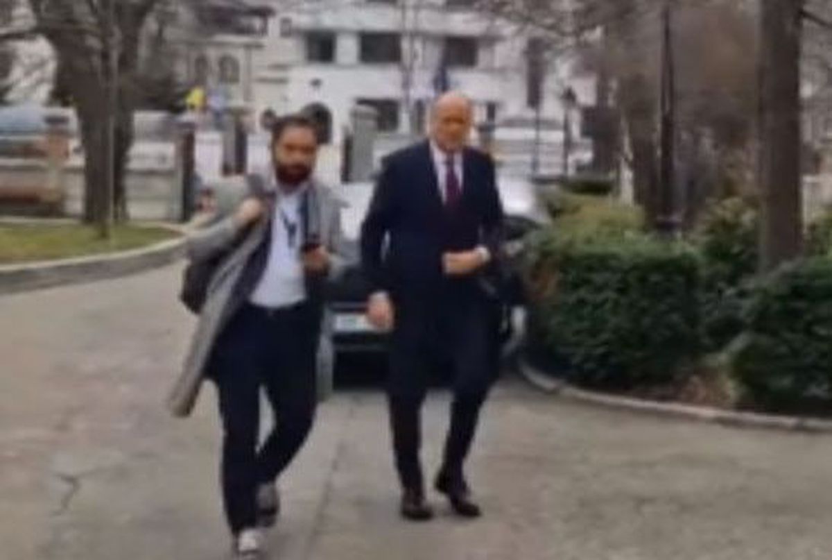 Se pregătește de alegeri? Dan Șucu, apariție surpriză la sediul unui partid + Ce a spus la ieșire