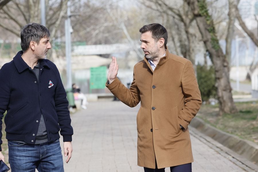 Pe străzile din București cu Zeljko Kopic: „Vreau să învăț limba română”. Ce a răspuns când a fost întrebat dacă Dinamo evită și barajul și cum își vede viitorul în alb-roșu