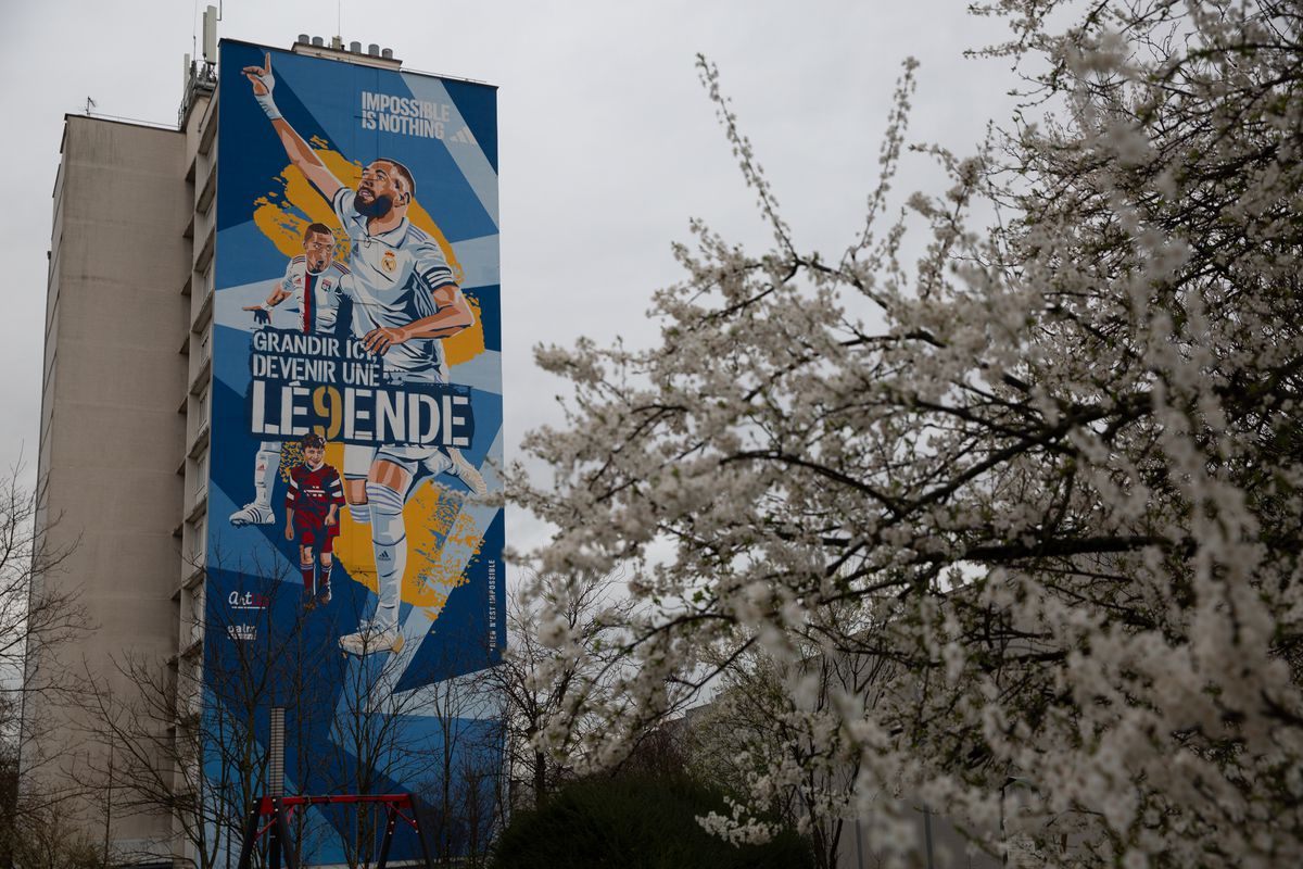 Karim Benzema, eroul din Lyon care și-a depășit condiția » GSP a vizitat casa din cartierul rău famat în care s-a născut Balonul de Aur