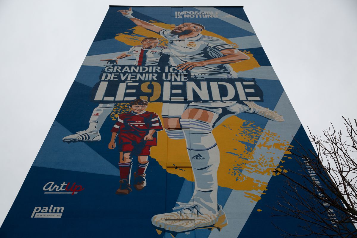 Karim Benzema, eroul din Lyon care și-a depășit condiția » GSP a vizitat casa din cartierul rău famat în care s-a născut Balonul de Aur