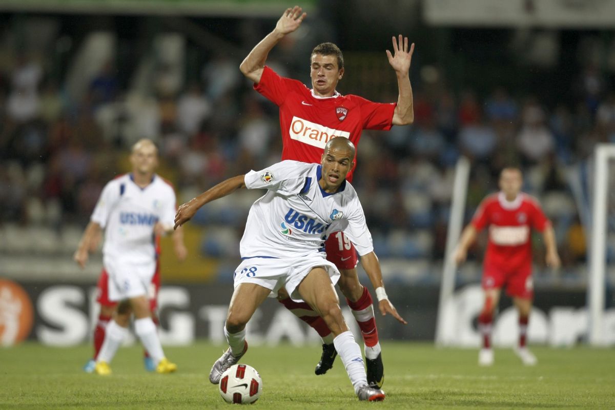 Gazeta l-a găsit în Franța pe colegul uitat al lui Chiricheș și Pintilii! Interviu-eveniment și dezvăluiri înainte de Lyon - FCSB: „Așa ar fi posibilă minunea!” » A schimbat domeniul după ieșirea din fotbal