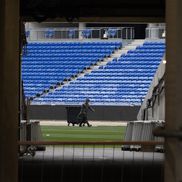 Lucrările sunt în toi la stadionul din Lyon FOTO: Ionuţ Iordache (GSP)