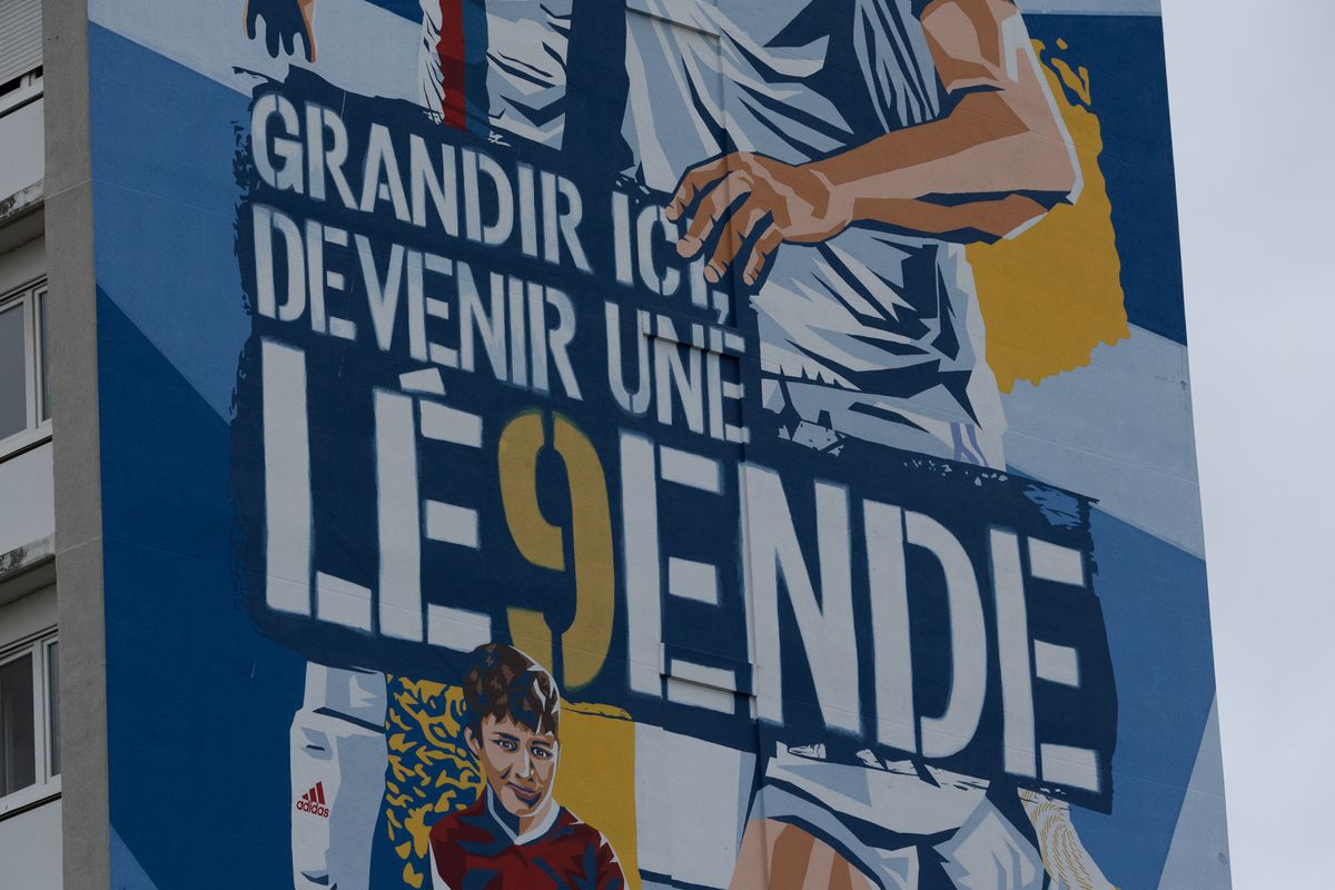 Pe urmele lui Benzema la Lyon