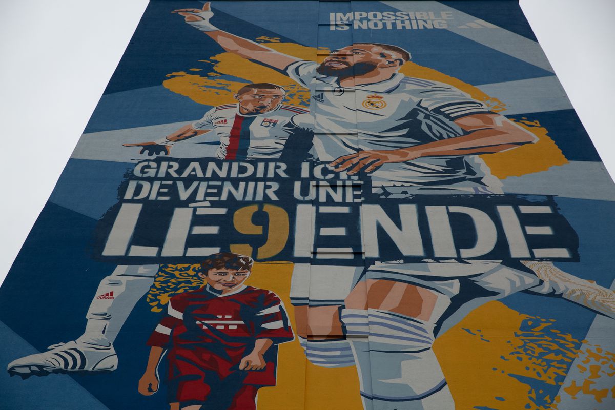 Karim Benzema, eroul din Lyon care și-a depășit condiția » GSP a vizitat casa din cartierul rău famat în care s-a născut Balonul de Aur