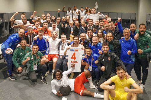 Maxim și Sorescu au învins-o pe Besiktas în campionatul Turciei, foto: X