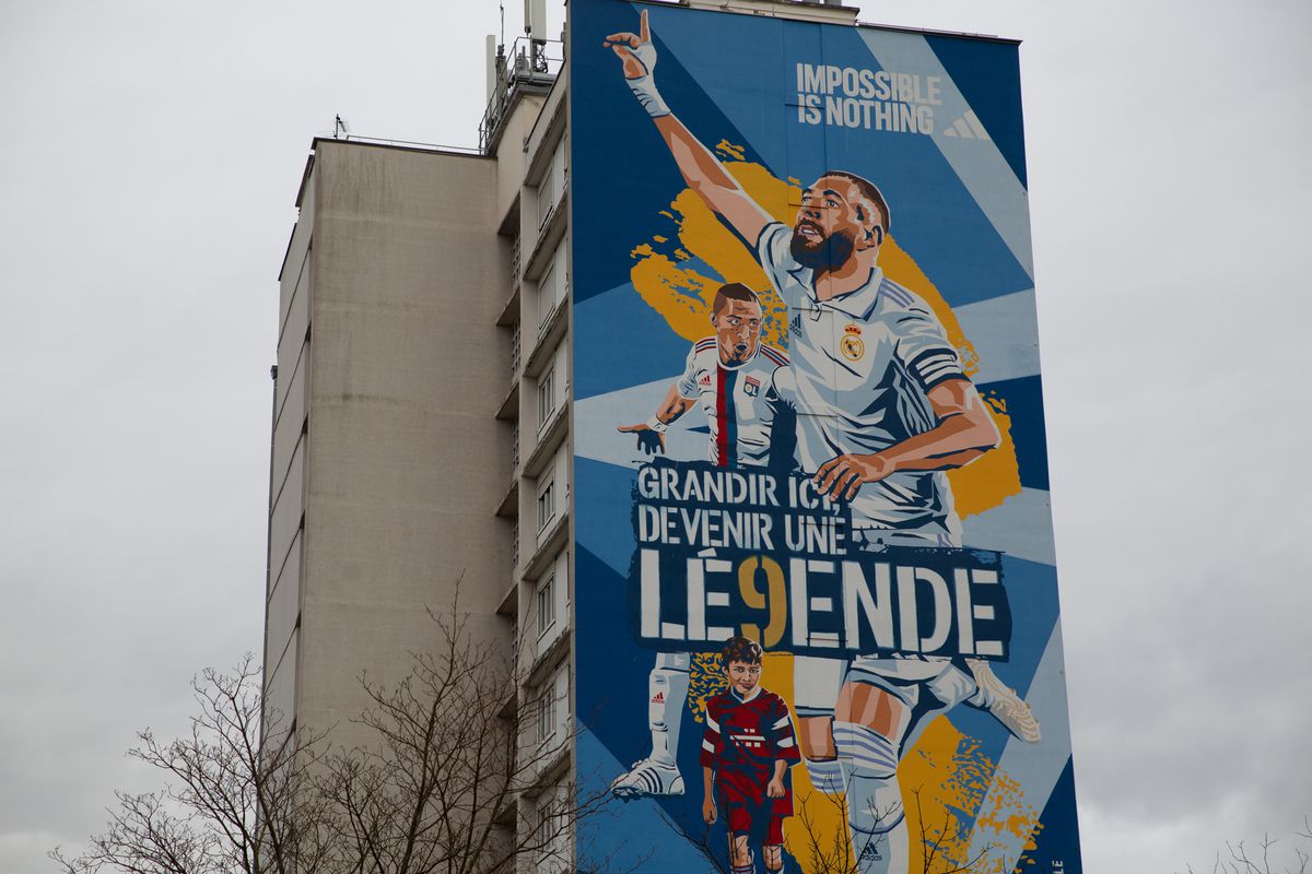 Karim Benzema, eroul din Lyon care și-a depășit condiția » GSP a vizitat casa din cartierul rău famat în care s-a născut Balonul de Aur