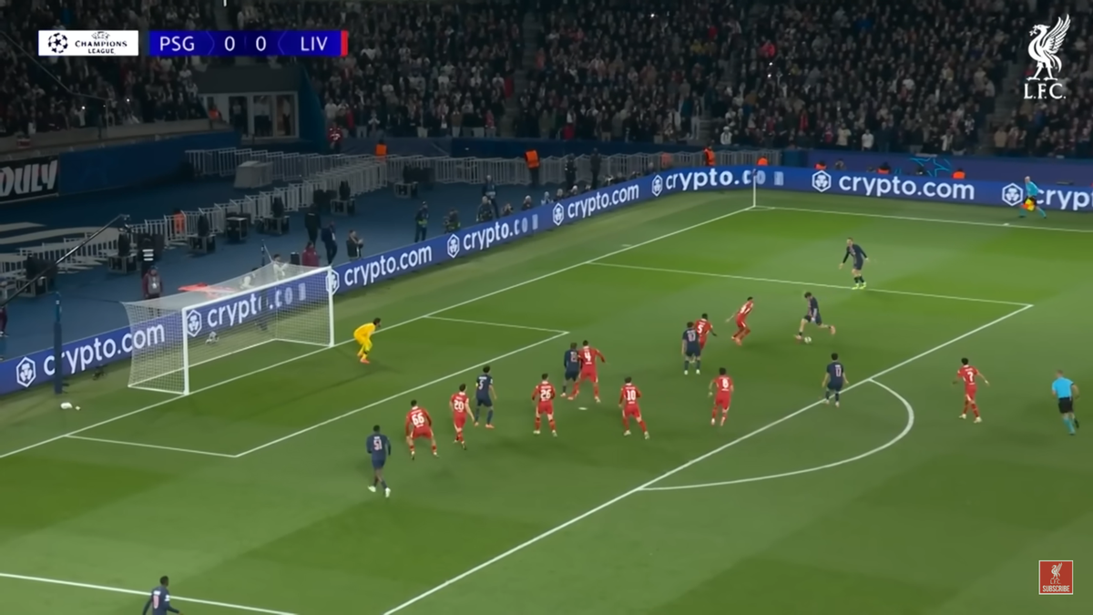 Golul anulat al lui Kvaratskhelia în PSG - Liverpool