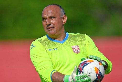 Florin Prunea nu a putut uita ce  i s-a întâmplat în Grecia, în echipamentul României