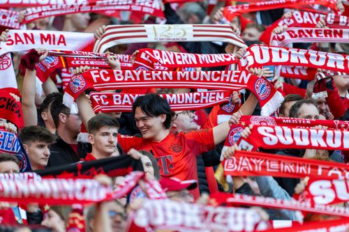 Fanii lui Bayern au făcut spectacol pe Allianz Arena sâmbătă la meciul cu Bochum / Foto: Imago