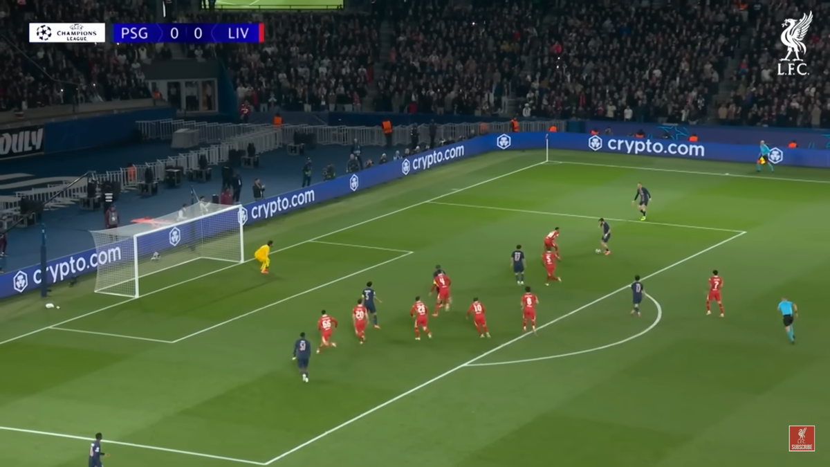 Golul anulat al lui Kvaratskhelia în PSG - Liverpool