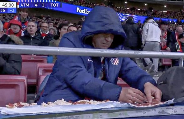 Imagini incredibile în Liga Campionilor » A început să facă sandvișuri chiar în timpul meciului!