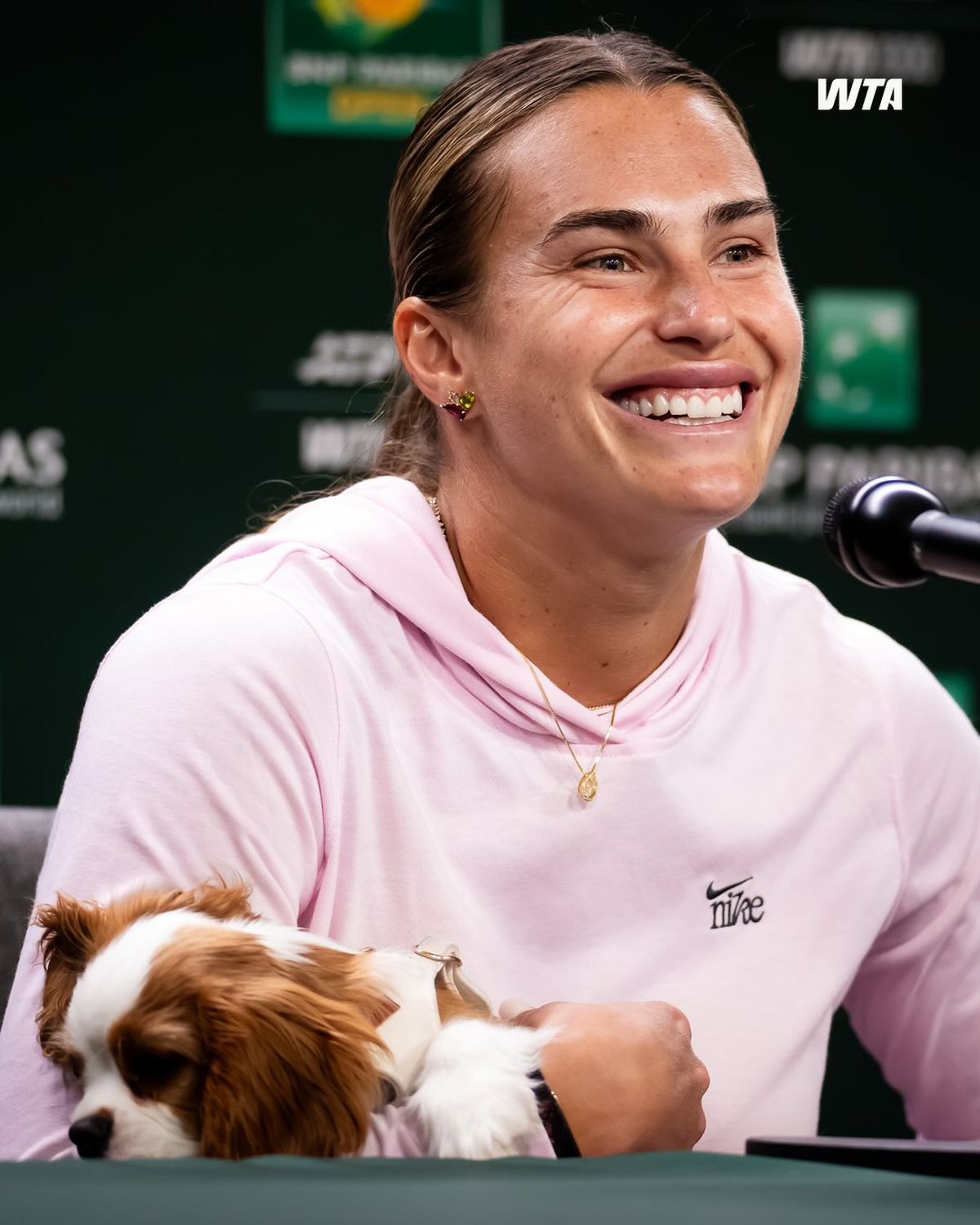 Aryna Sabalenka și-a numit noul câine după un legendar tenismen american: „Când îmi vine să izbucnesc, îl mângâi”