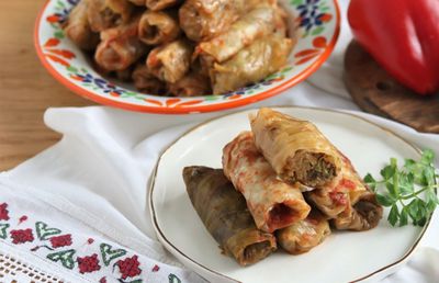 Ce să mănânci la birou: 3 idei de meniu de prânz sub 15 lei cu gust și calitate la preț accesibil