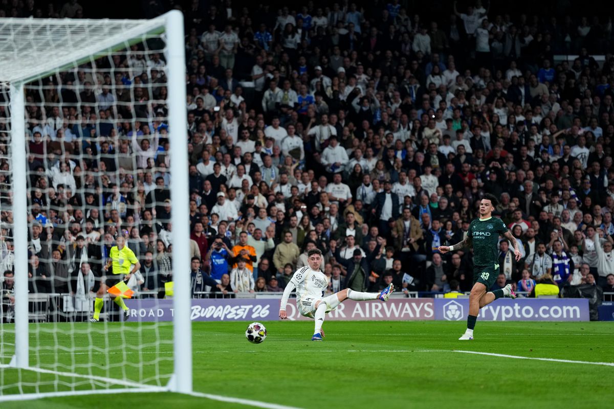Arbeloa & Valverde i-au dat clasă lui Guardiola! » Real Madrid a zdrobit-o pe City, englezii mai scapă doar printr-o minune