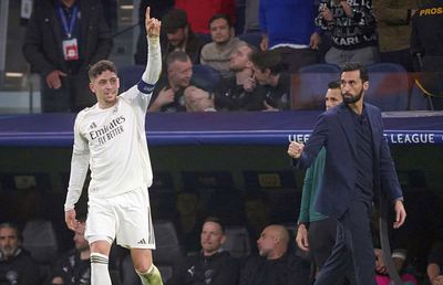 Arbeloa & Valverde i-au dat clasă lui Guardiola! » Real Madrid a zdrobit-o pe City, englezii mai scapă doar printr-o minune