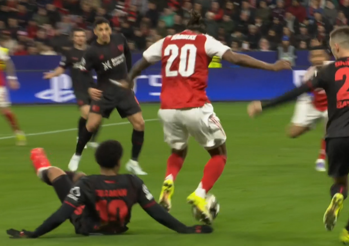 Penalty Bayer Leverkusen - Arsenal