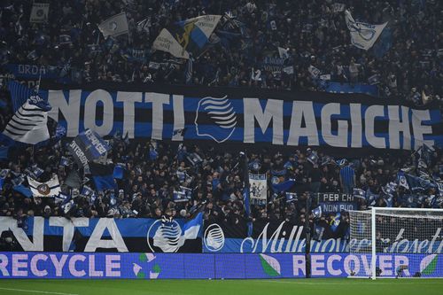 Suporterii Atalantei visau la o nouă noapte magică oferită de echipa nerazzurra, dar Bayern a fost nemiloasă în duelul de la Bergamo / Foto: Imago