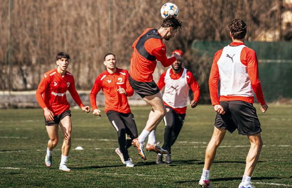 Dinamo l-a semnat chiar de ziua lui: „Mijlocaș central, puternic, număr 8”