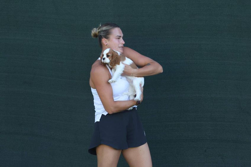 Aryna Sabalenka, alături de Ash, noul ei câine/Foto: Imago Images